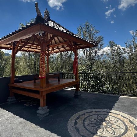 Апартаменты Umah Yugadi Bali Мундук Экстерьер фото