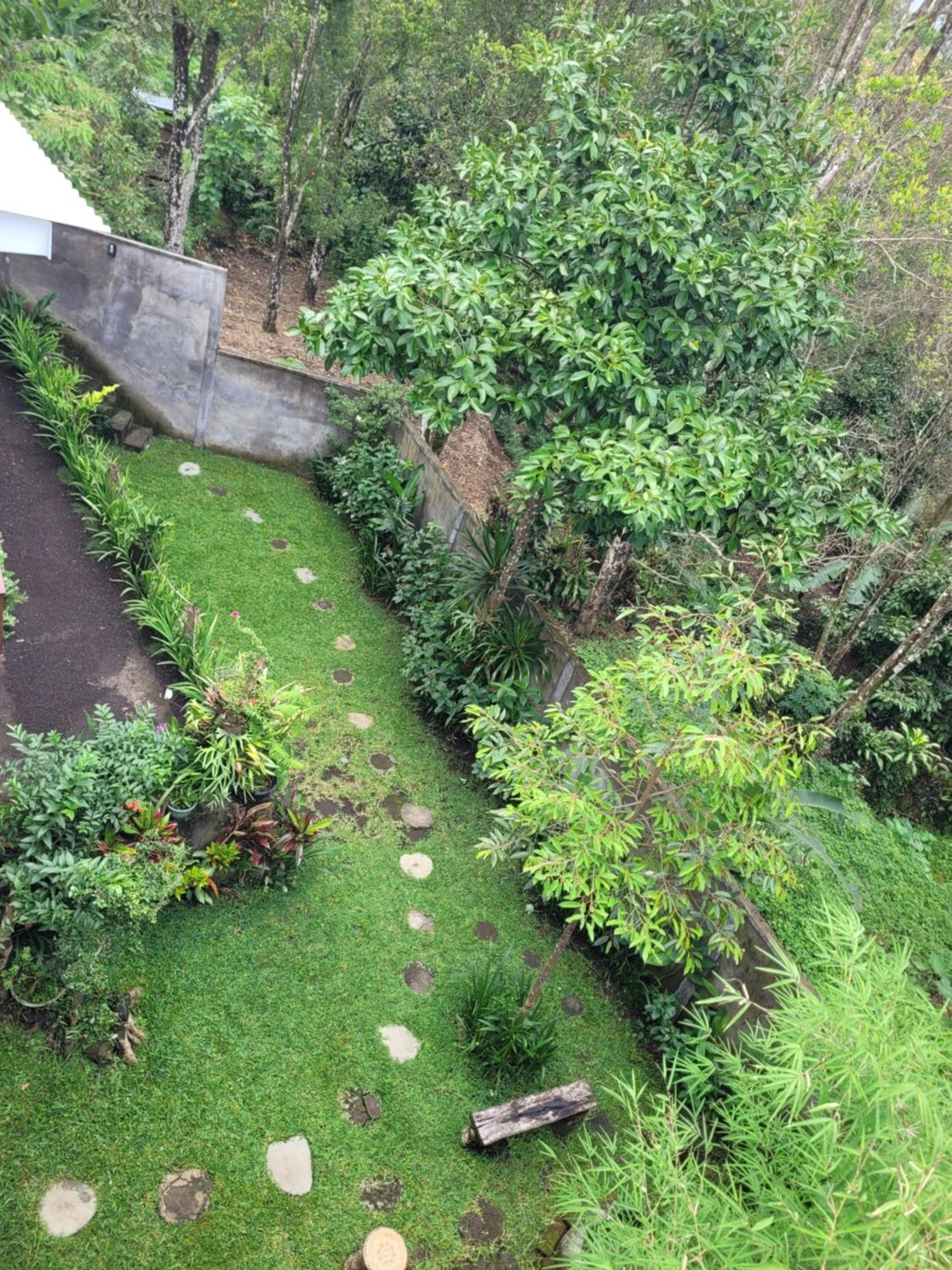 Апартаменты Umah Yugadi Bali Мундук Экстерьер фото